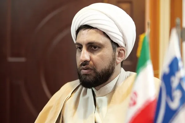 برپایی تکیه تبدیل به گام نخست عزاداری و افول از شعور به شور شده است