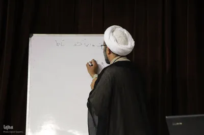 کارگاه آشنایی با تدبر در قرآن در ملایر