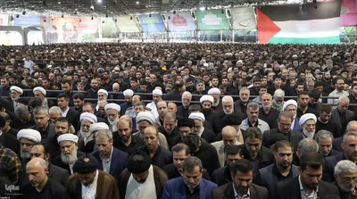 اقامه نماز بر پیکر شهید اسماعیل هنیه توسط مقام معظم رهبری