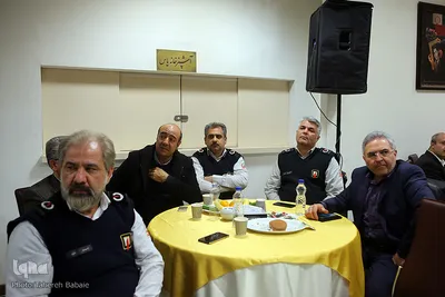  دیدار با خانواده شهدای پلاسکو