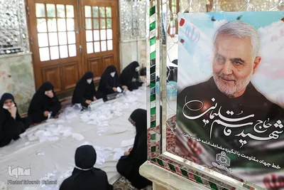 تولید ماسک توسط گروه جهادی و خادمین در امامزاده حسن(ع)