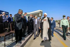 مراسم صبحگاه مشترک نیروهای نظامی و انتظامی استان همدان