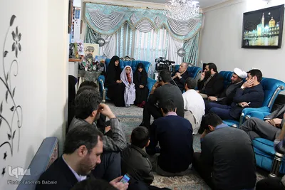 دیدار صالحی با خانواده شهید اویدالاثر مدافع حرم مرتضی کریمی

