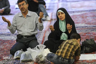 مراسم گراميداشت هفته دفاع مقدس در حرم شاهچراغ(ع)