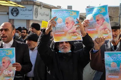 راهپیمایی مردم ملایر در پی اهانت نشريه فرانسوی به مرجعیت