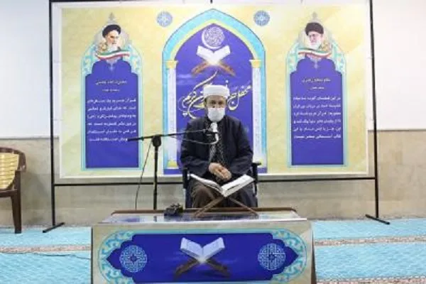 برگزاری محفل انس با قرآن در سنندج
