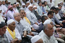 دیدار صمیمی سرپرست حجاج ایرانی با زائران کشورمان در مکه مکرمه