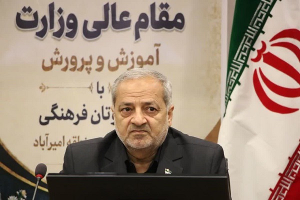 علیرضا کاظمی وزیر آموزش و پرورش در  سمنان