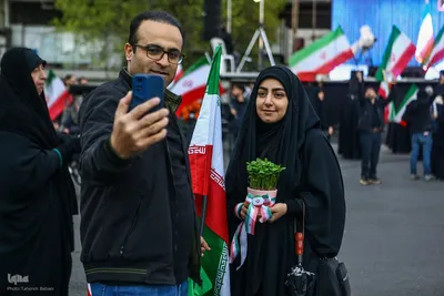 تحویل سال نو در میدان انقلاب تهران