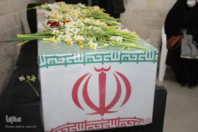 استقبال از شهید گمنام و پخت غذای نذری به همت مرکز نیکوکاری رسانه یاران خراسان‌جنوبی