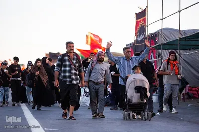 زائران پیاده امام رضا(ع)