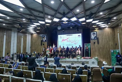 تجلیل از معلمان نمونه استانی و کشوری