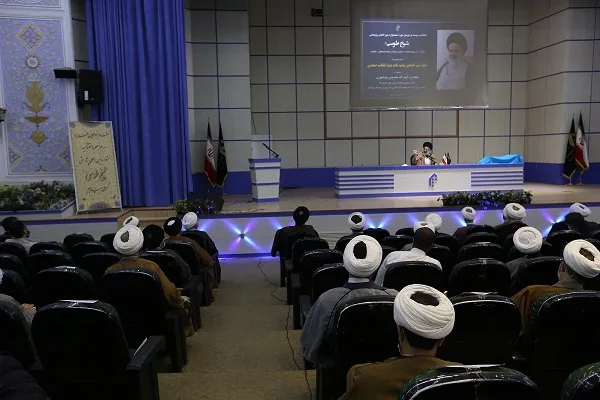 انقلاب اسلامی سخنان بر حق خود را به صراحت بیان می‌کند