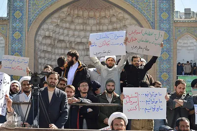 تجمع حوزویان قم در لبیک به بیانیه گام دوم انقلاب