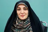 زنان در صف اول دفاع از آرمان‌های میهن ایستاده‌اند