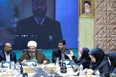 نشست خبری جشنواره زیر سایه خورشید در یزد