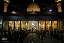 مراسم شام غریبان و لاله گردانی خادمین حرم شاهچراغ (ع)