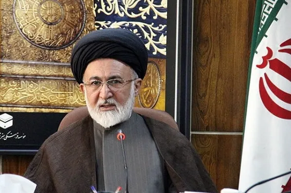 بیعت کردن با خدا و متحول بازگشتن/ حجاج باید زمینه تحول دیگران را هم فراهم کنند