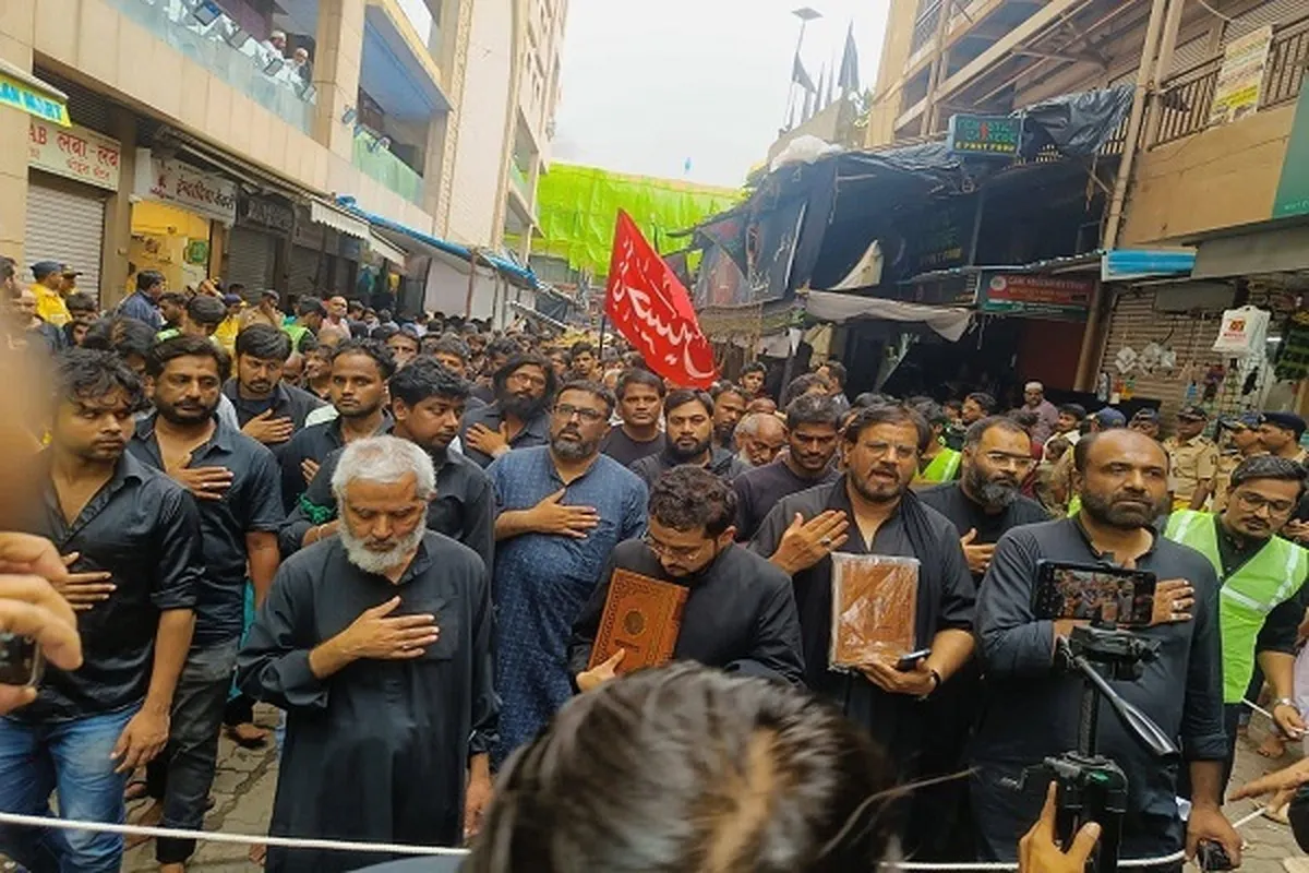 Mumbai Muslims Mourn Martyrdom of Imam Hussein