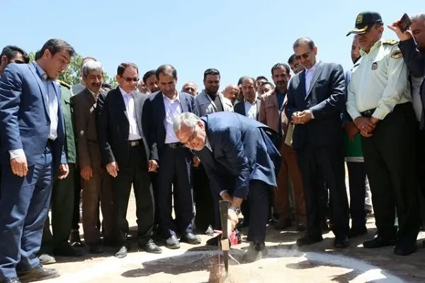 دانشکده پرستاری و مامایی لردگان با حضور وزیر بهداشت کلنگ‌زنی شد