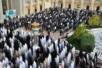 اقامه نماز عید فطر در زیارتگاه شهید مدرس(ره) کاشمر