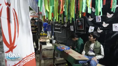 خدمت‌رسانی موکب بسیج دانشجویی ملایر به مردم