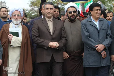 خروش انقلابی امت حزب‌الله اراک در محکومیت جنایات فتنه‌گران
