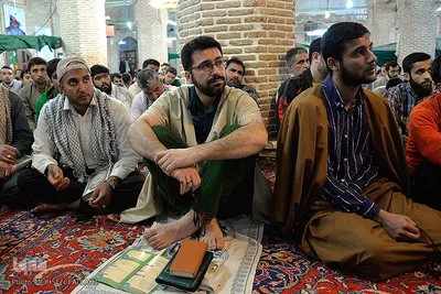 مراسم معنوی اعتکاف در مسجد جامع بازار تهران