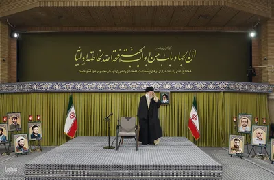 دیدار اعضای کنگره ملی بزرگداشت ۲۴ هزار شهید تهران با رهبر معظم انقلاب