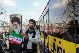 جشن پیروزی انقلاب اسلامی در میدان آزادی