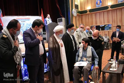 آیین تجلیل از پیشکسوتان دفاع مقدس در یزد