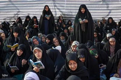 زمزمه دعای عرفه در قزوین