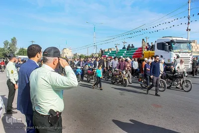 استقبال مردم اهواز از پیکرهای ۱۱۱ شهید دفاع مقدس