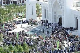 افتتاح بزرگترین مسجد اروپا در شهر شارلی چچن