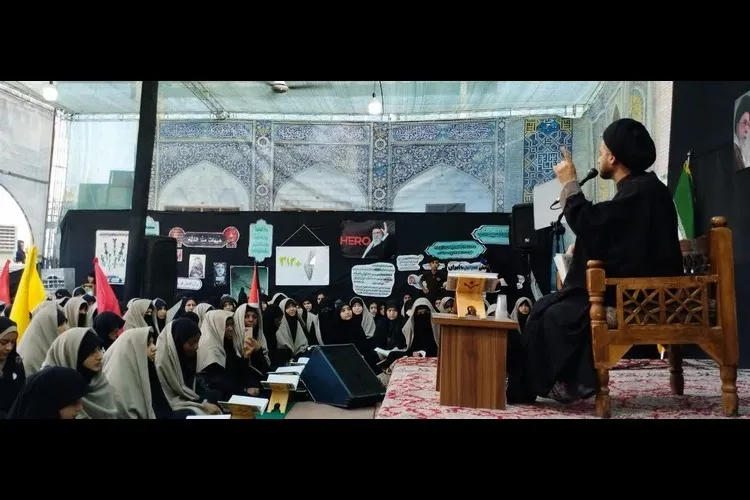 محفل قرآنی «جهاد، مقاومت و ایستادگی» با حضور بانوان ۲۰ ملیت در مسیر اربعین