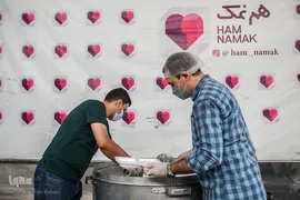 هم‌نمکی ده هزار نفره در عید غدیر