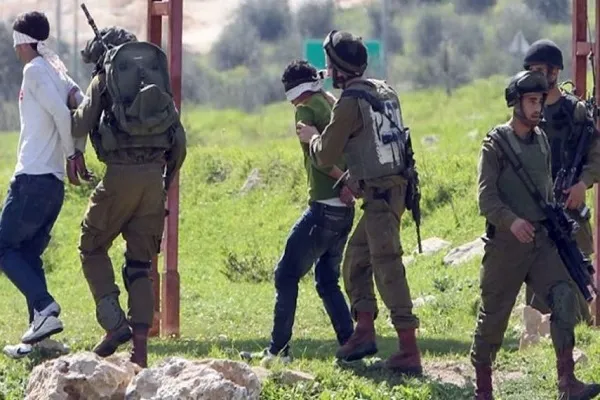 بازداشت 12 فلسطینی در کرانه باختری