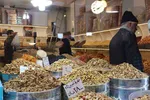 حال و هوای بازار تبریز در آخرین ساعات شروع شب یلدا