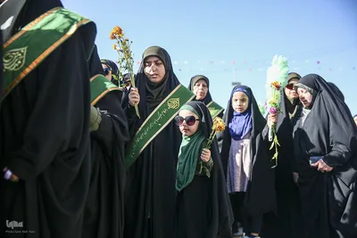 شادپیمایی دختران به‌مناسبت میلاد حضرت معصومه (س)