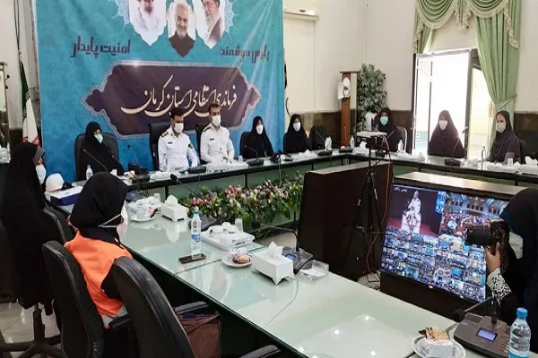 تجلیل از بانوان فرهنگ‌یار ترافیک پلیس راهور در کرمان