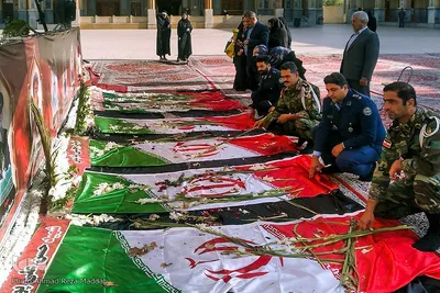 سوگواری نیروهای مسلح فارس در رثای شهدای حرم مطهر شاهچراغ