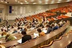 La Belgique interdit le voile à l'université