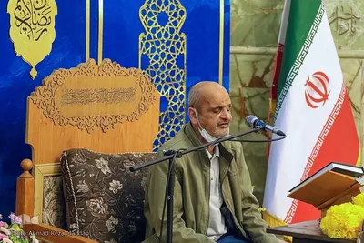 دیدار جامعه قرآنی فارس با نماینده ولی فقیه در استان