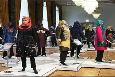 Se realiza en Erbil una exposición de moda islámica