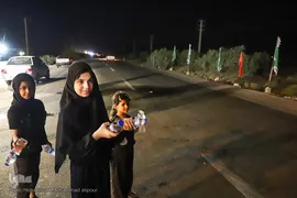 خدمت‌رسانی شبانه‌روزی مواکب حسینی به زوار در چذابه