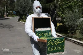 اهدای غذای حضرتی امام رضا(ع) به بیماران کرونایی و کادر درمانی بیمارستان خانواده نزاجا