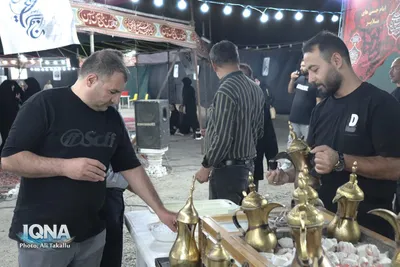 فعالیت موکب امام حسنی‌های ملایر در مسیر زائران اربعین

