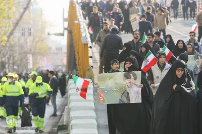 راهپیمایی ۲۲ بهمن "میدان فردوسی" 