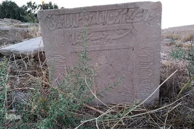 تخریب سنگ قبرهای تاریخی قبرستان دارالسلام شیراز