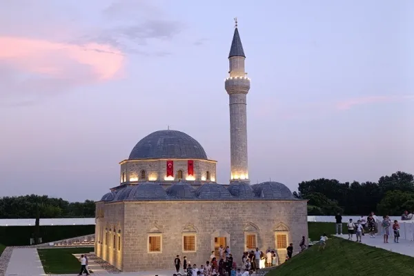 Albanie : le 35e anniversaire de la réouverture de la mosquée de Plomb à Shkodër